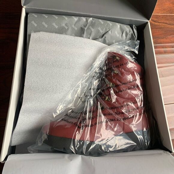 Cougar arctic boot leather waterproof fleece lining TRP anti slip sole Sz 8 NIB - Picture 12 of 13